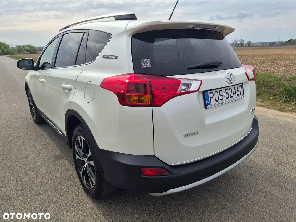 Toyota RAV4 2.0 D-4D Premium 4x2 - 13