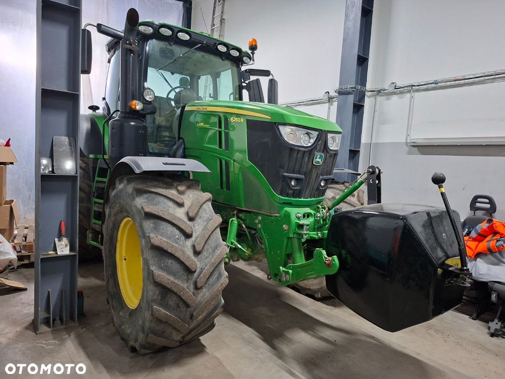 John Deere 6250 R 4X4 - 3