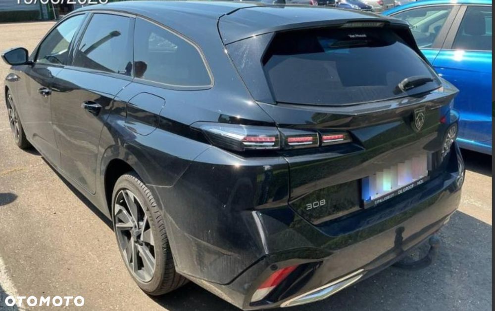 Peugeot 308 180 e-EAT8 GT - 3