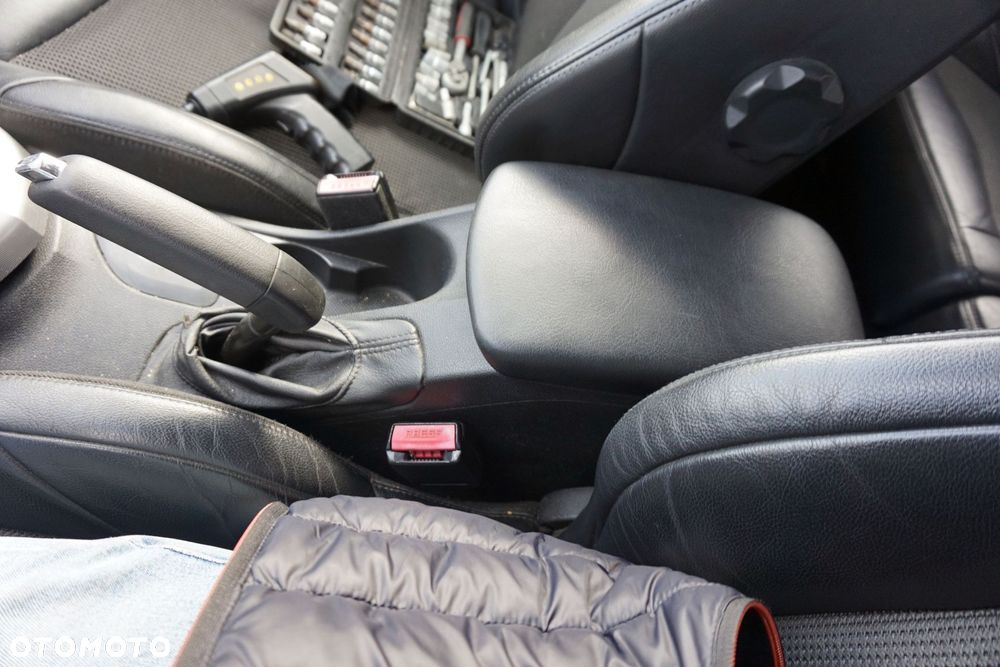 TUNEL ŚRODKOWY PODŁOKIETNIK 308 I T7  PEUGEOT 2007-2011 - 1