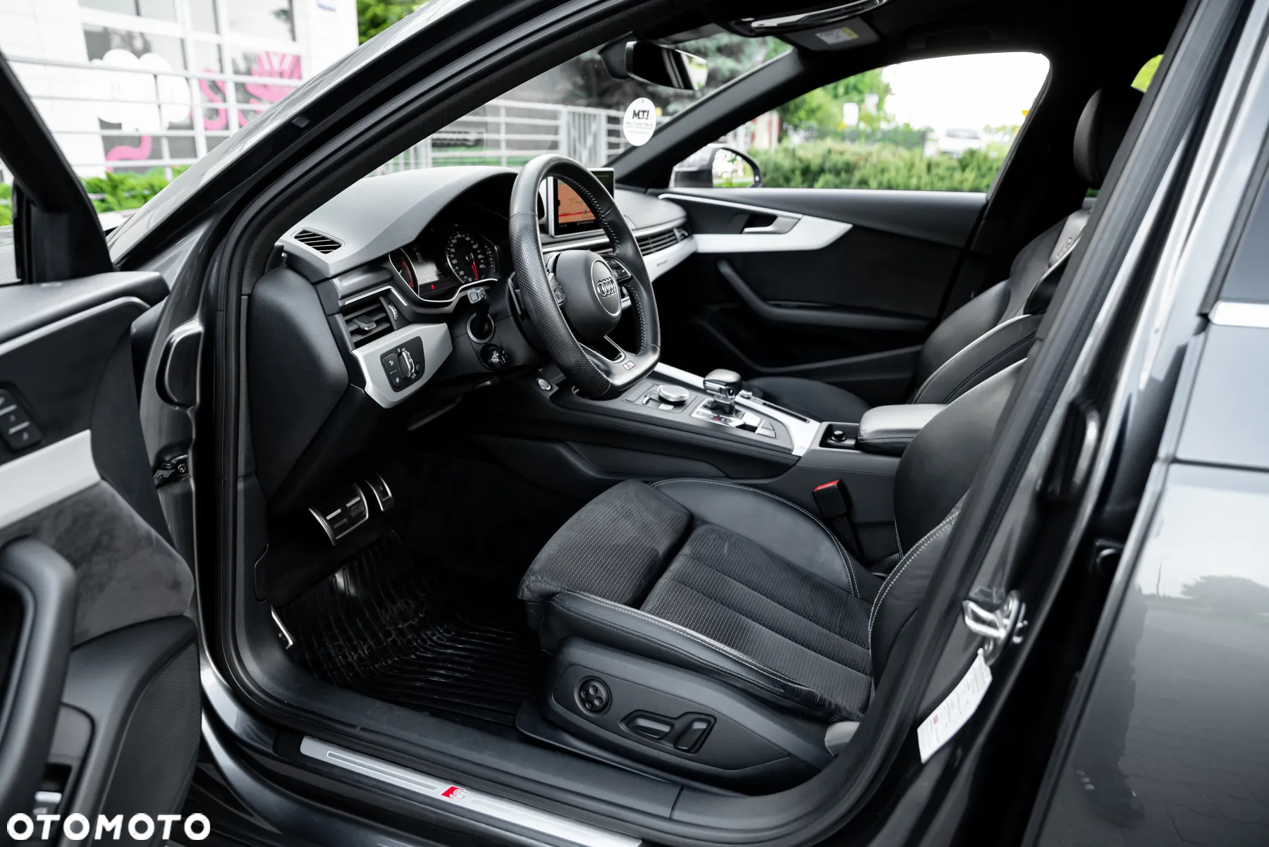 Audi A4 Avant 40 TDI quattro S tronic S line - 21