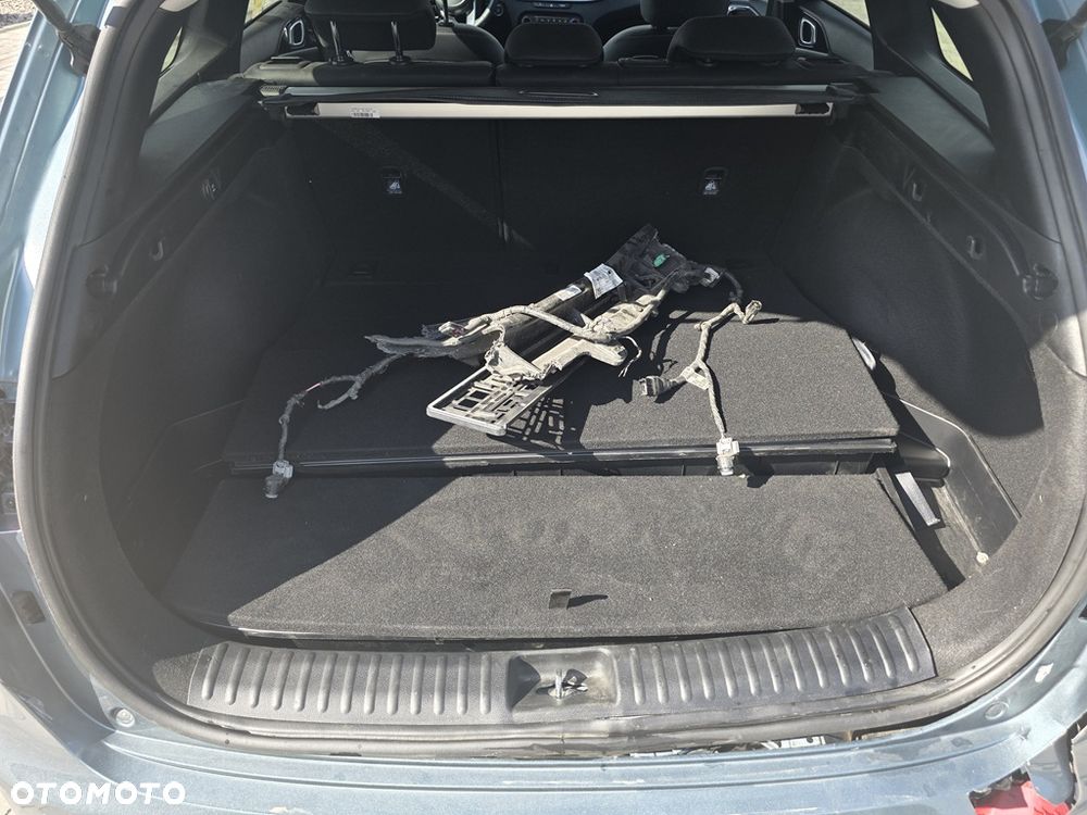 Kia Ceed - 12