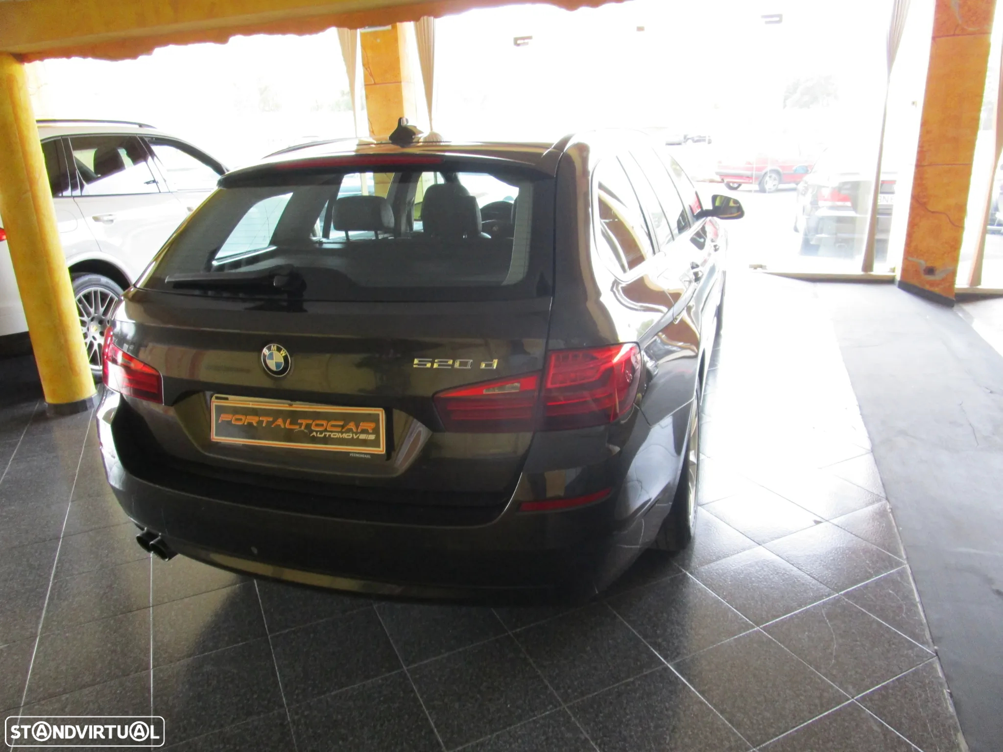 BMW 520 d Touring Aut. Luxury Line - 8
