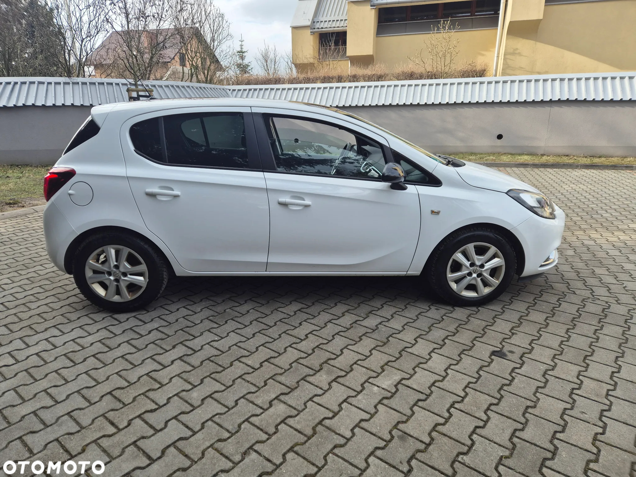 Opel Corsa 1.4 16V 150 Jahre - 3