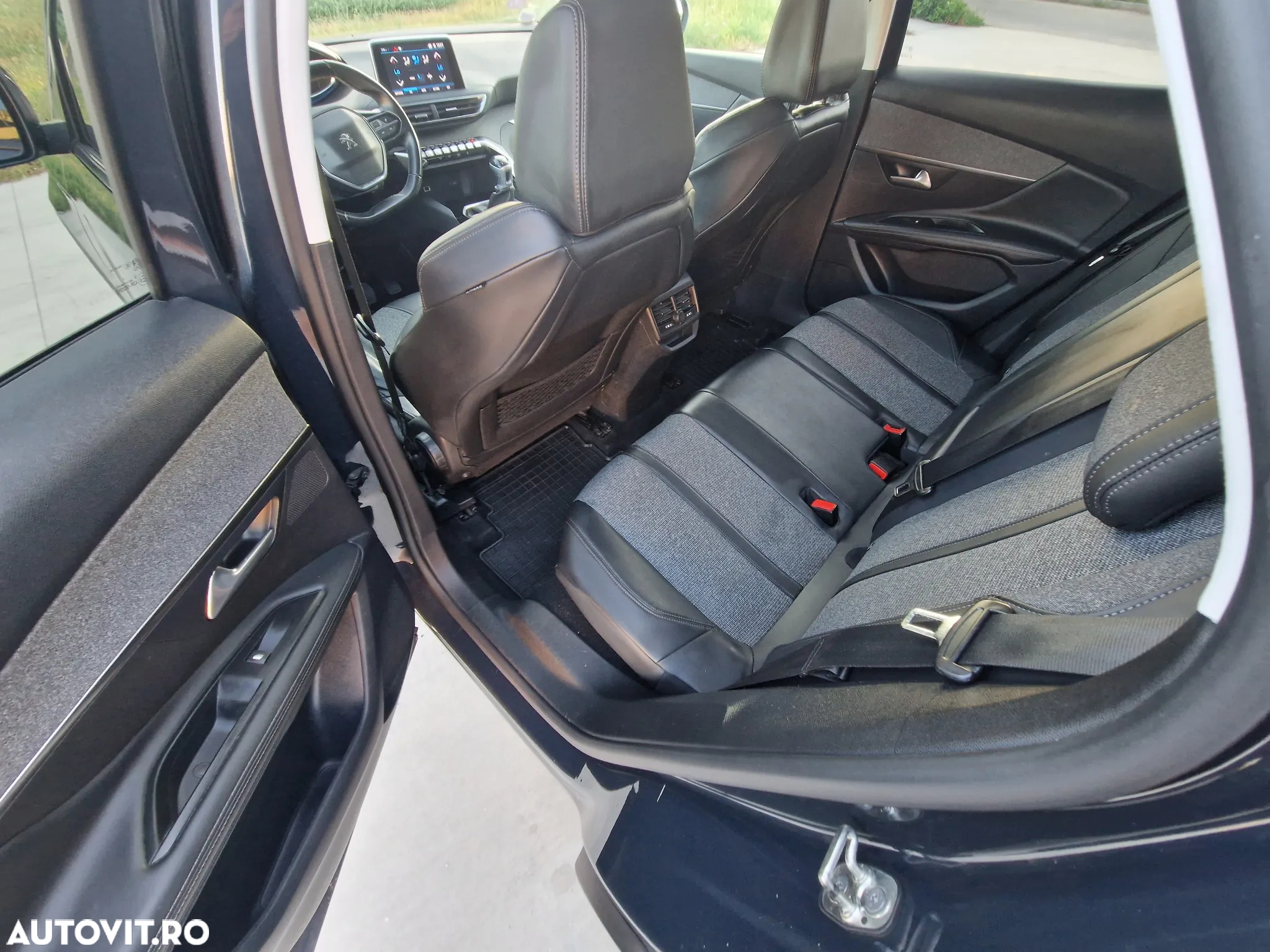 Peugeot 3008 - 10