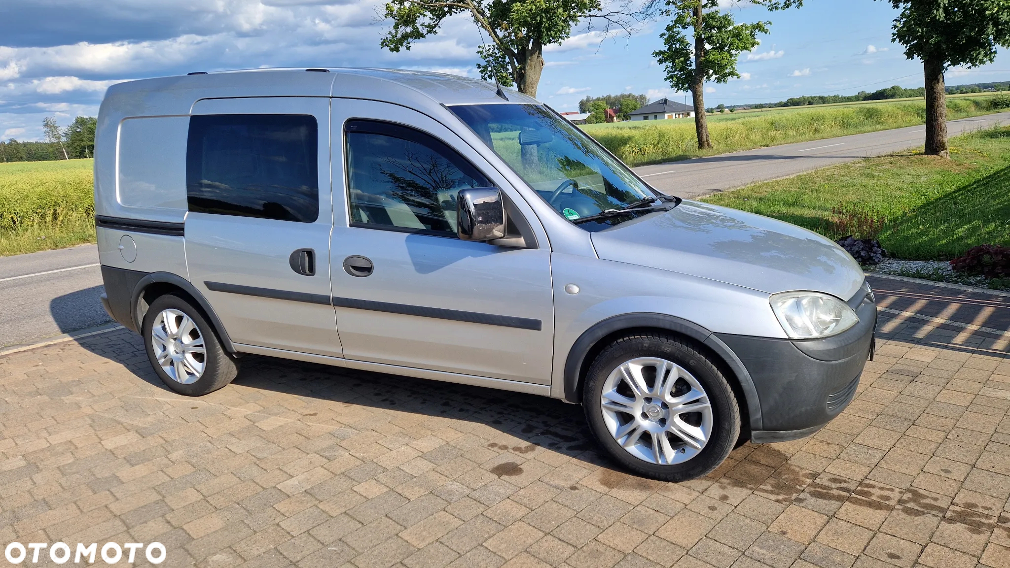 Opel Combo Tour 1.6 CNG Cosmo - 4