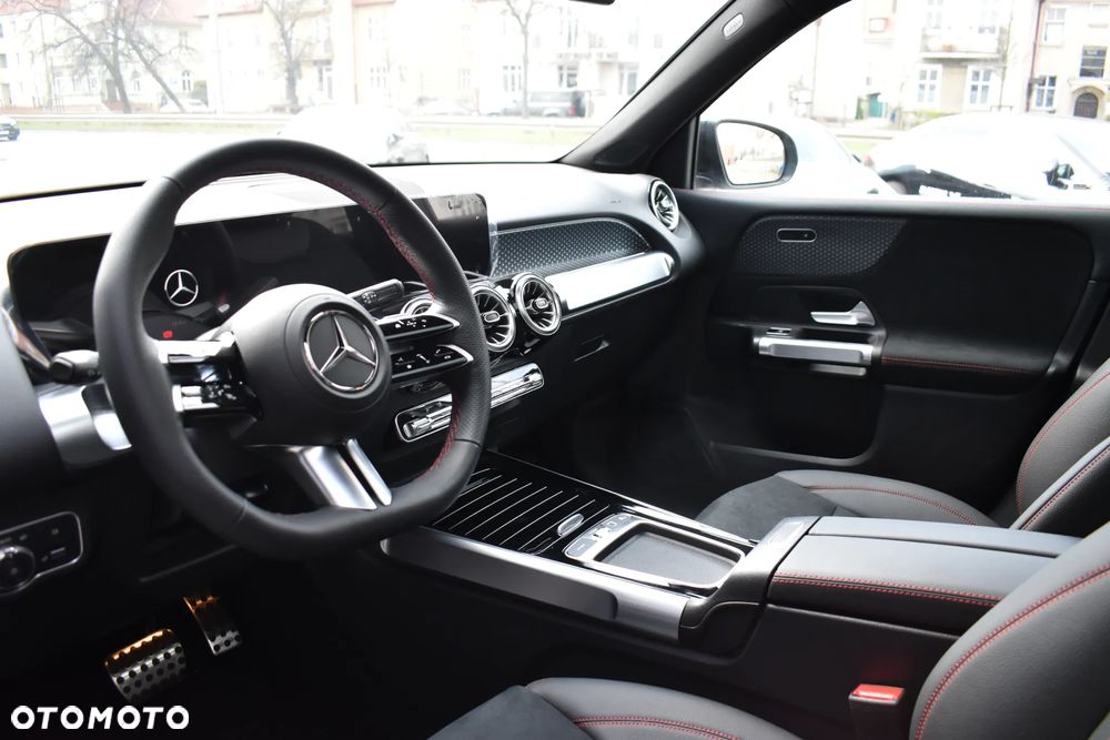 Mercedes-Benz GLB 200 d 4Matic 8G-DCT Edition AMG Line - 12