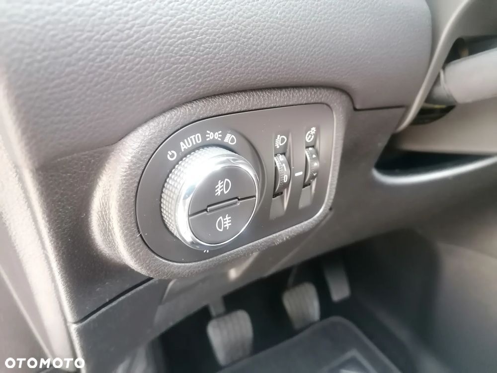 Opel Zafira Tourer 1.4 Turbo Selection - 28