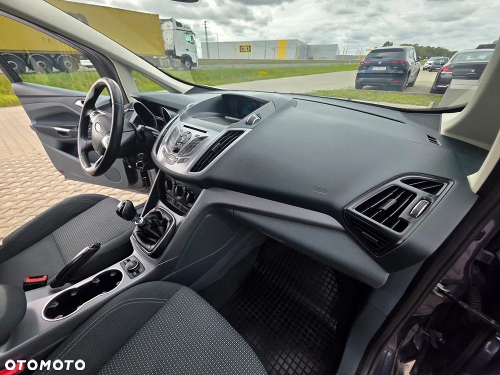 Ford C-MAX - 11