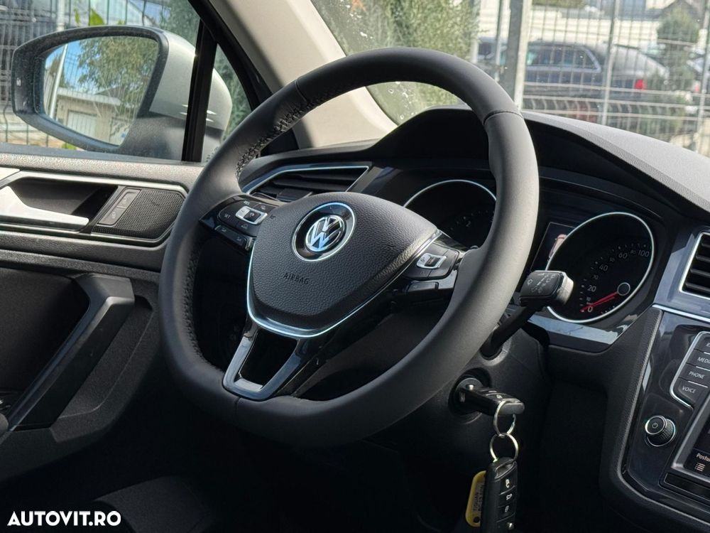 Volkswagen Tiguan - 8