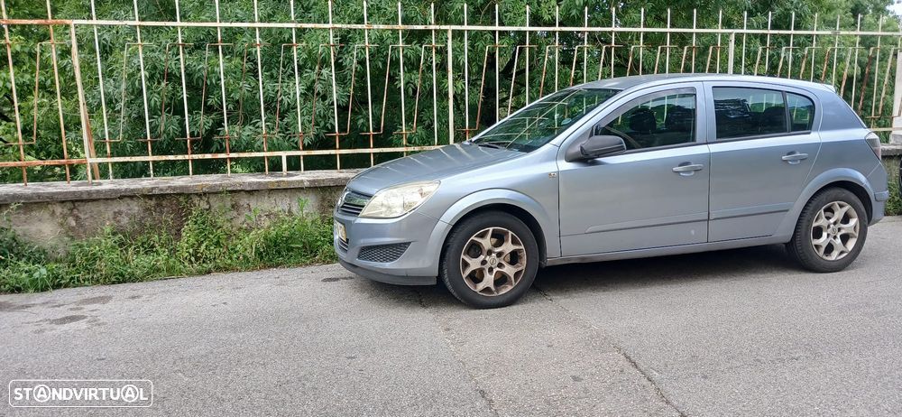 Opel Astra 1.3 CDTI Enjoy EcoFLEX - 1