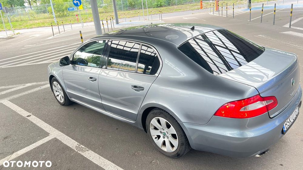 Skoda Superb 1.8 TSI Ambition DSG - 2