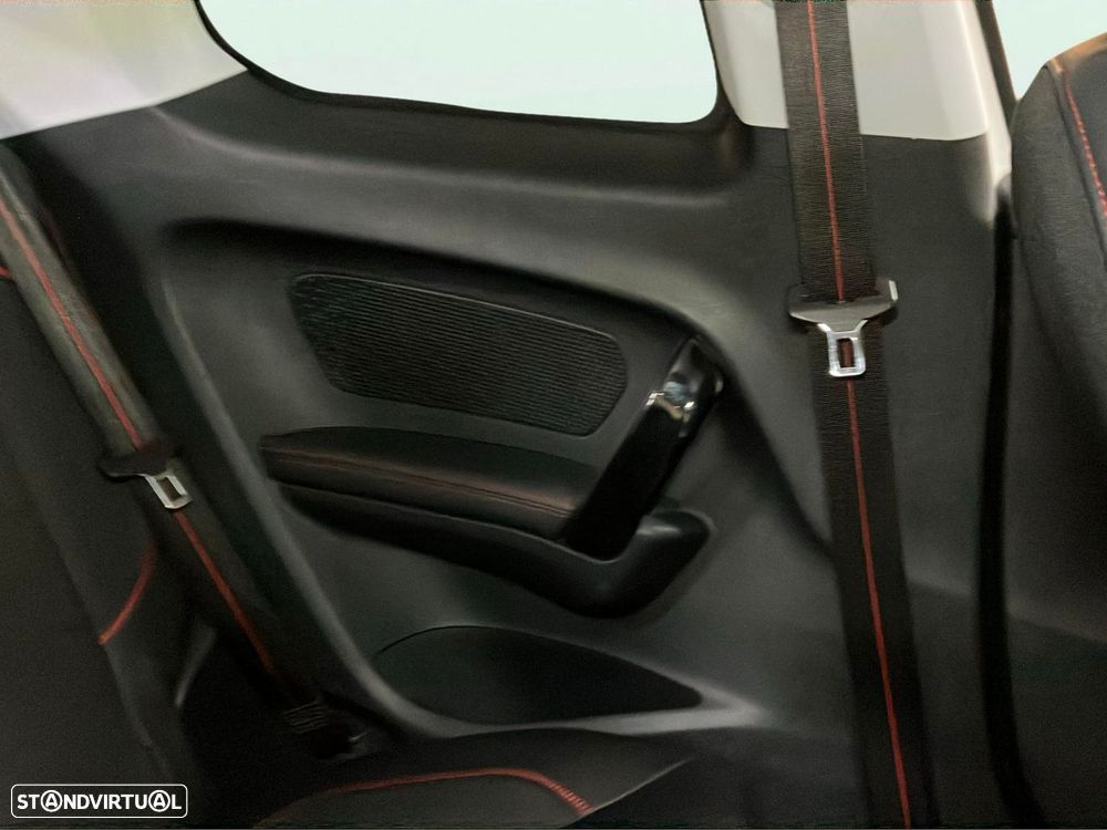 Peugeot 208 1.2 PureTech GT Line - 19