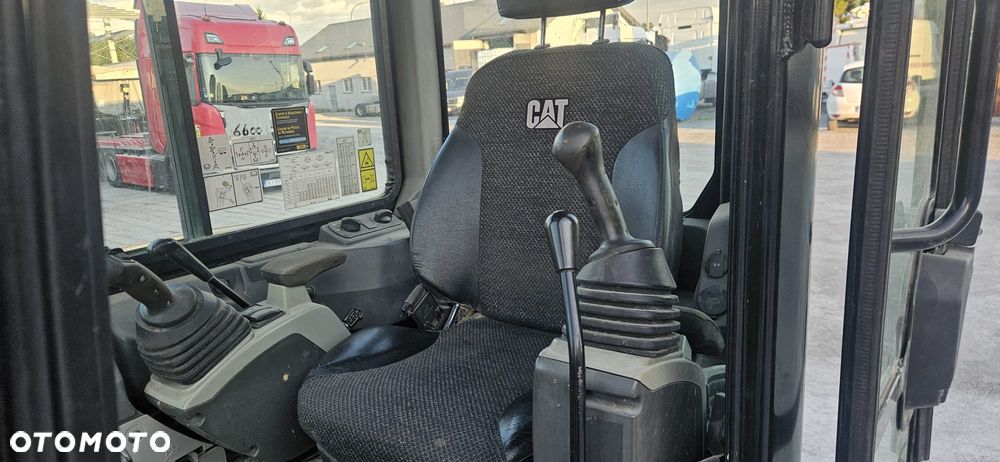 Caterpillar CAT 305E2 / 3 ŁYŻKI W ZESTAWIE / ŚWIEŻO SPROWADZONA - 9
