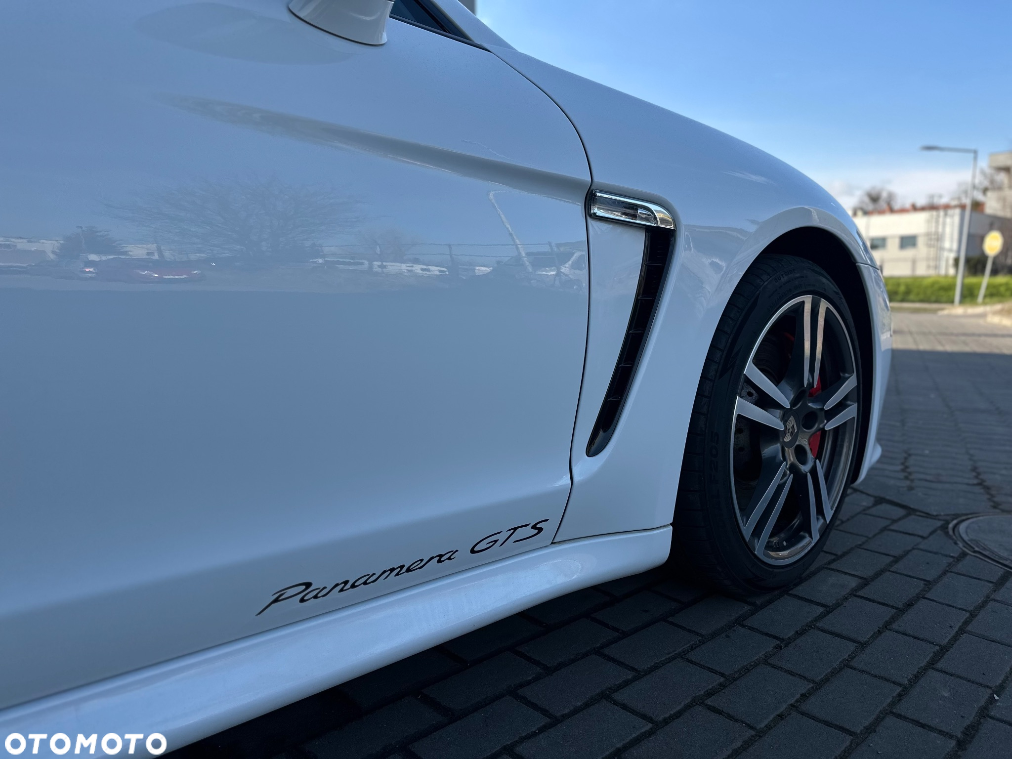 Porsche Panamera GTS PDK - 5