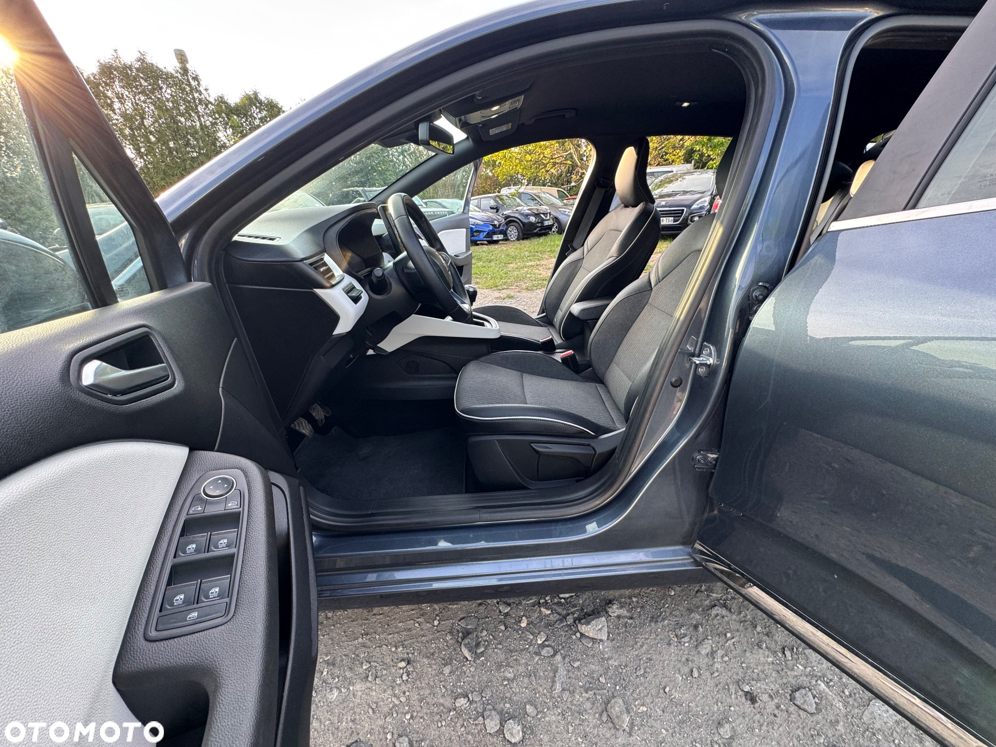 Renault Clio 1.3 TCe Techno - 17