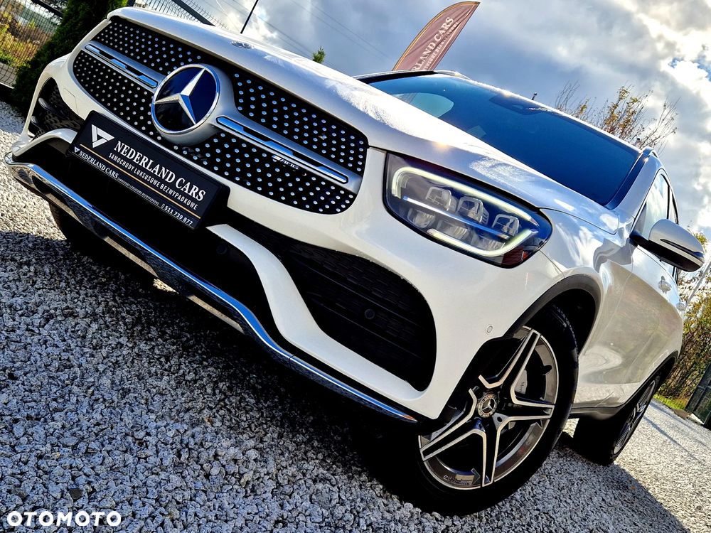 Mercedes-Benz GLC - 36