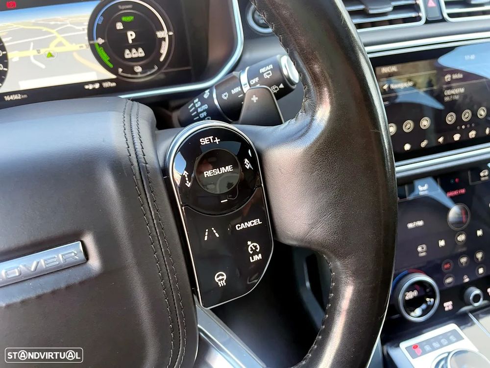Land Rover Range Rover P400e Plug-in Vogue - 17
