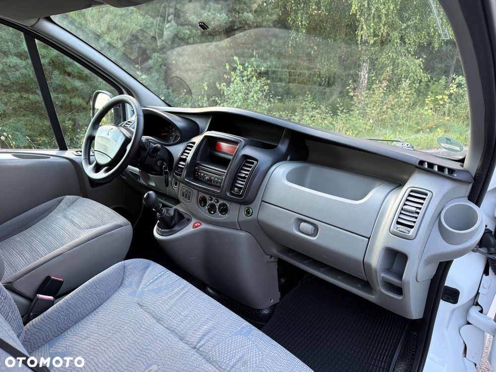 Renault Trafic - 19