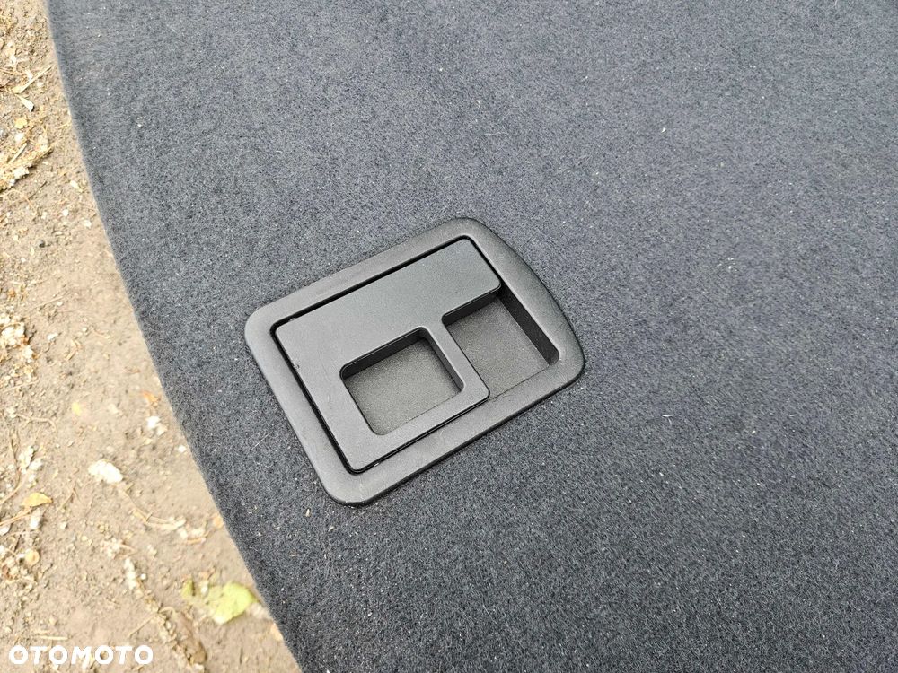 Podłoga 4F5863463 Wykładzina Dywan Bagażnika Audi A6 C6 Sedan - 7