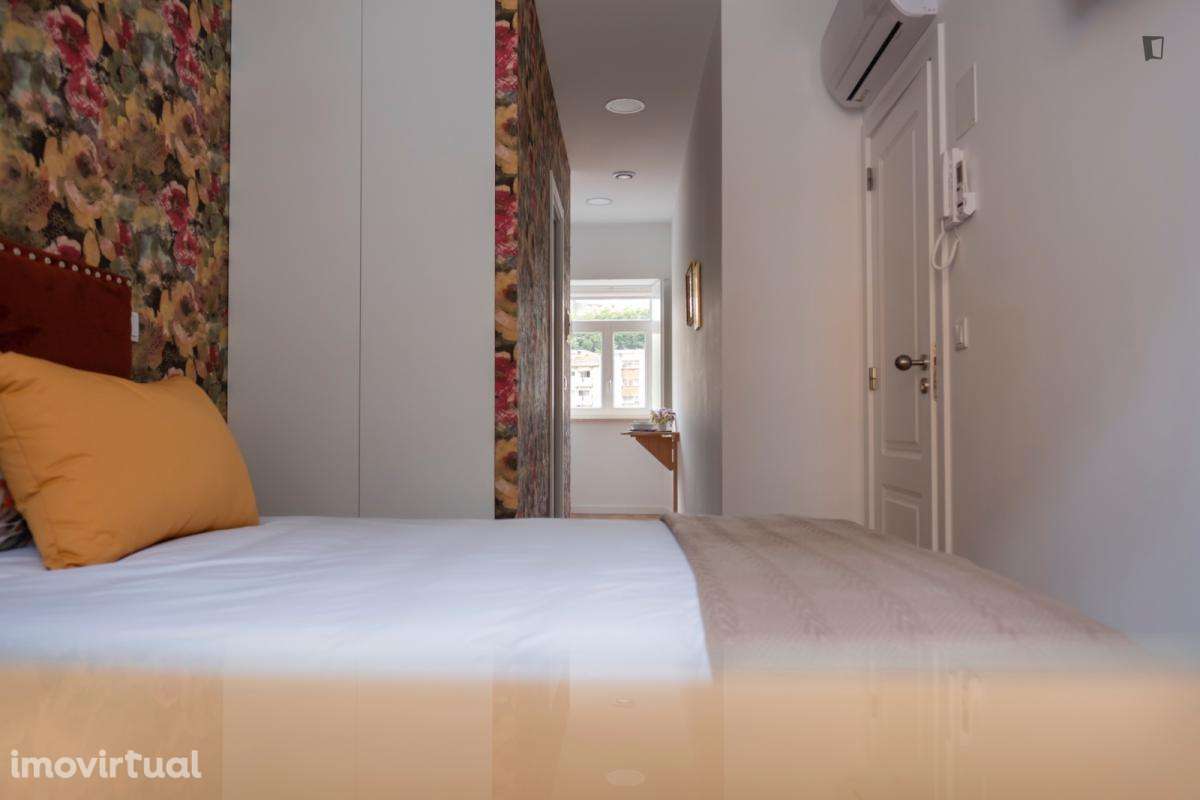 Estúdio - localizado em Montes Claros Coimbra - Grande imagem: 4/17