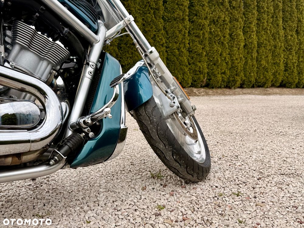 Harley-Davidson V-Rod Street Rod - 20