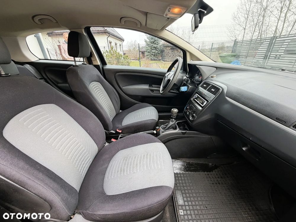 Fiat Grande Punto - 14