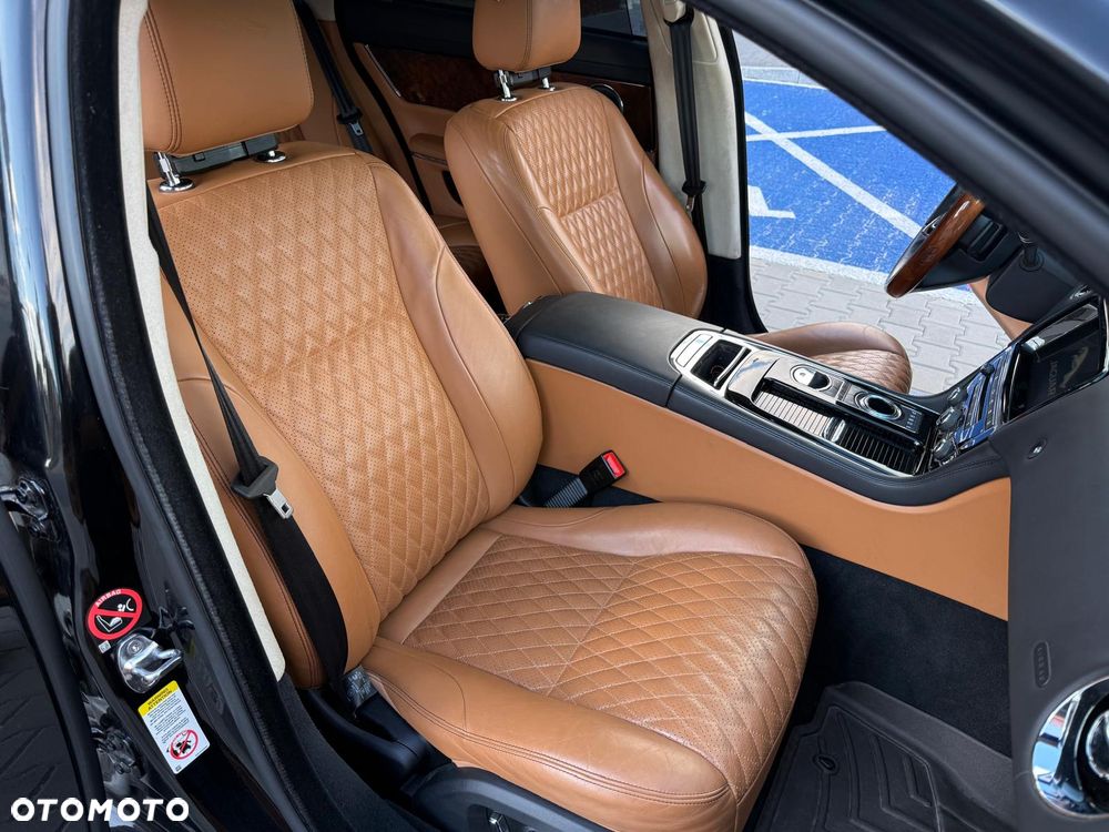 Jaguar XJ 3.0 T Portfolio - 17