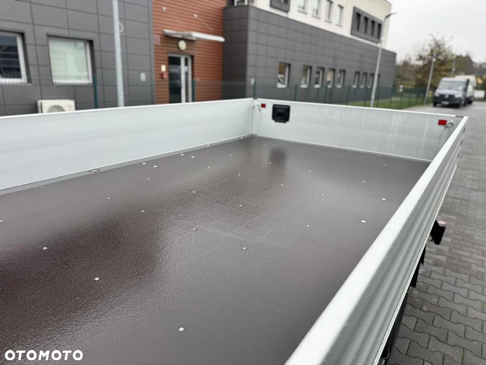 Mercedes-Benz Sprinter - 5