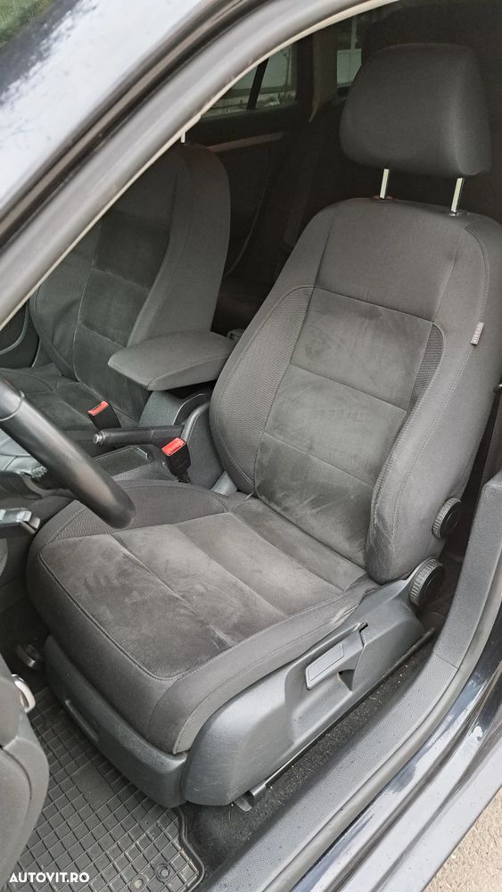 Volkswagen Golf 1.6 TDI DPF DSG Highline - 11