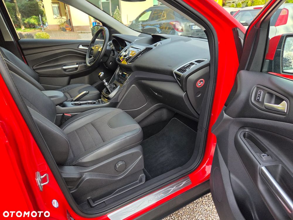 Ford Kuga 2.0 TDCi 4x2 Titanium - 18