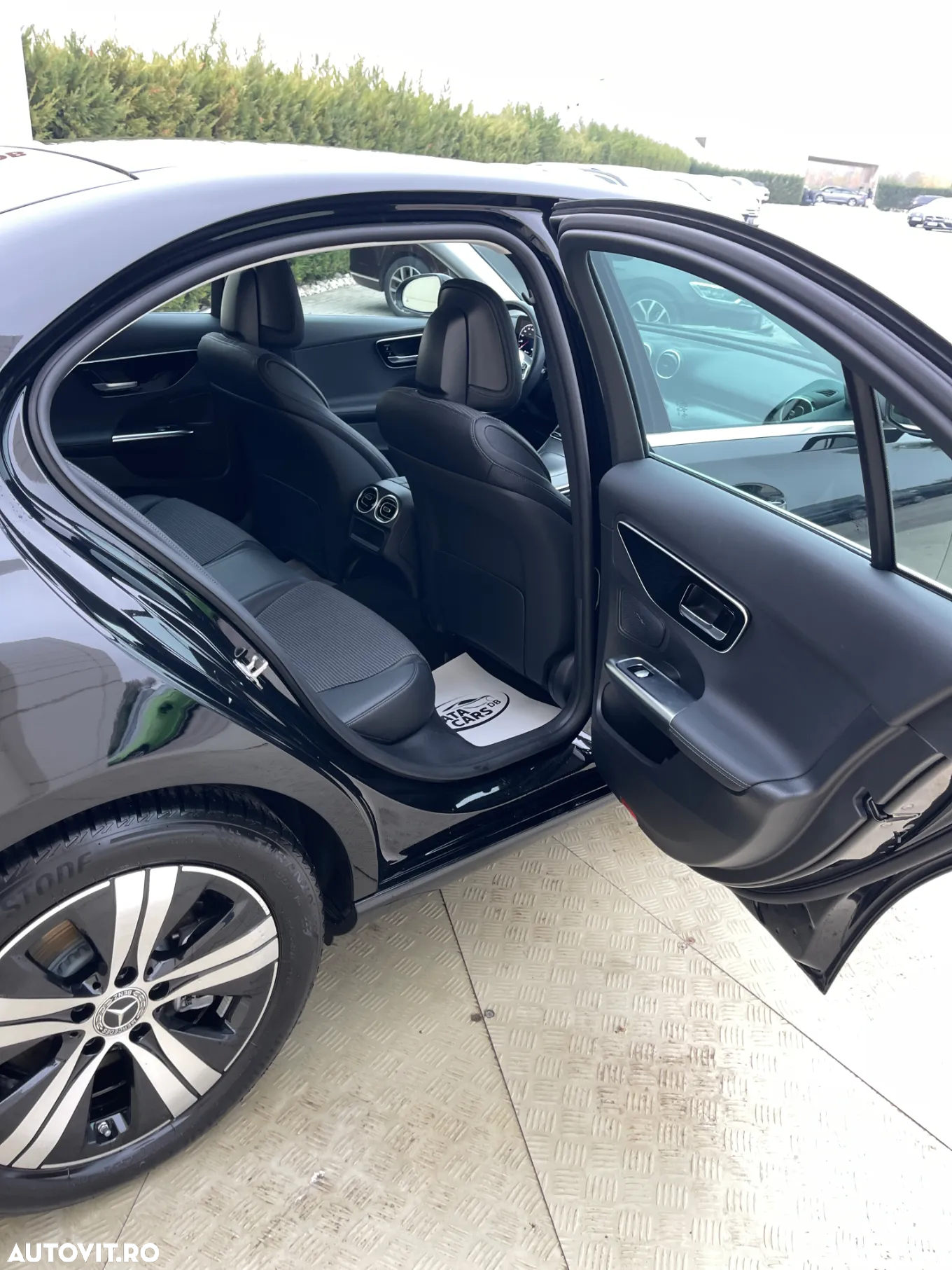 Mercedes-Benz C - 22
