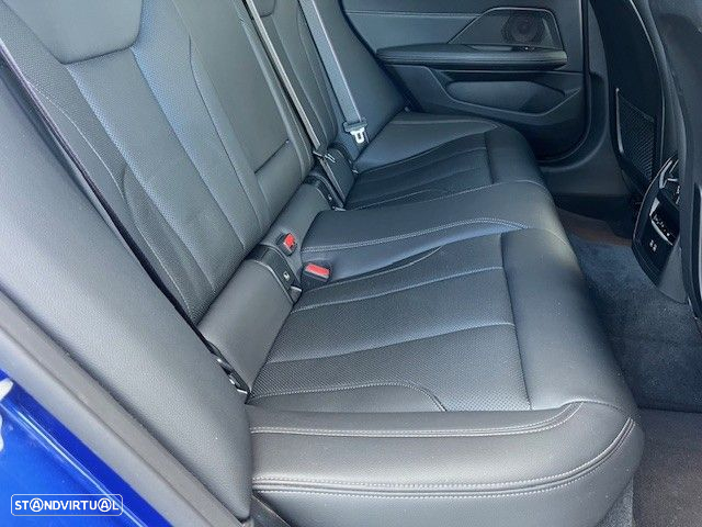 BMW 420 d Pack Desportivo M Auto - 14