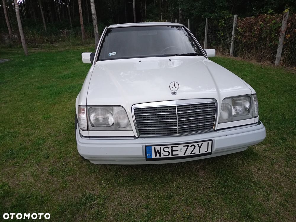 Mercedes-Benz W124 (1984-1993) - 1