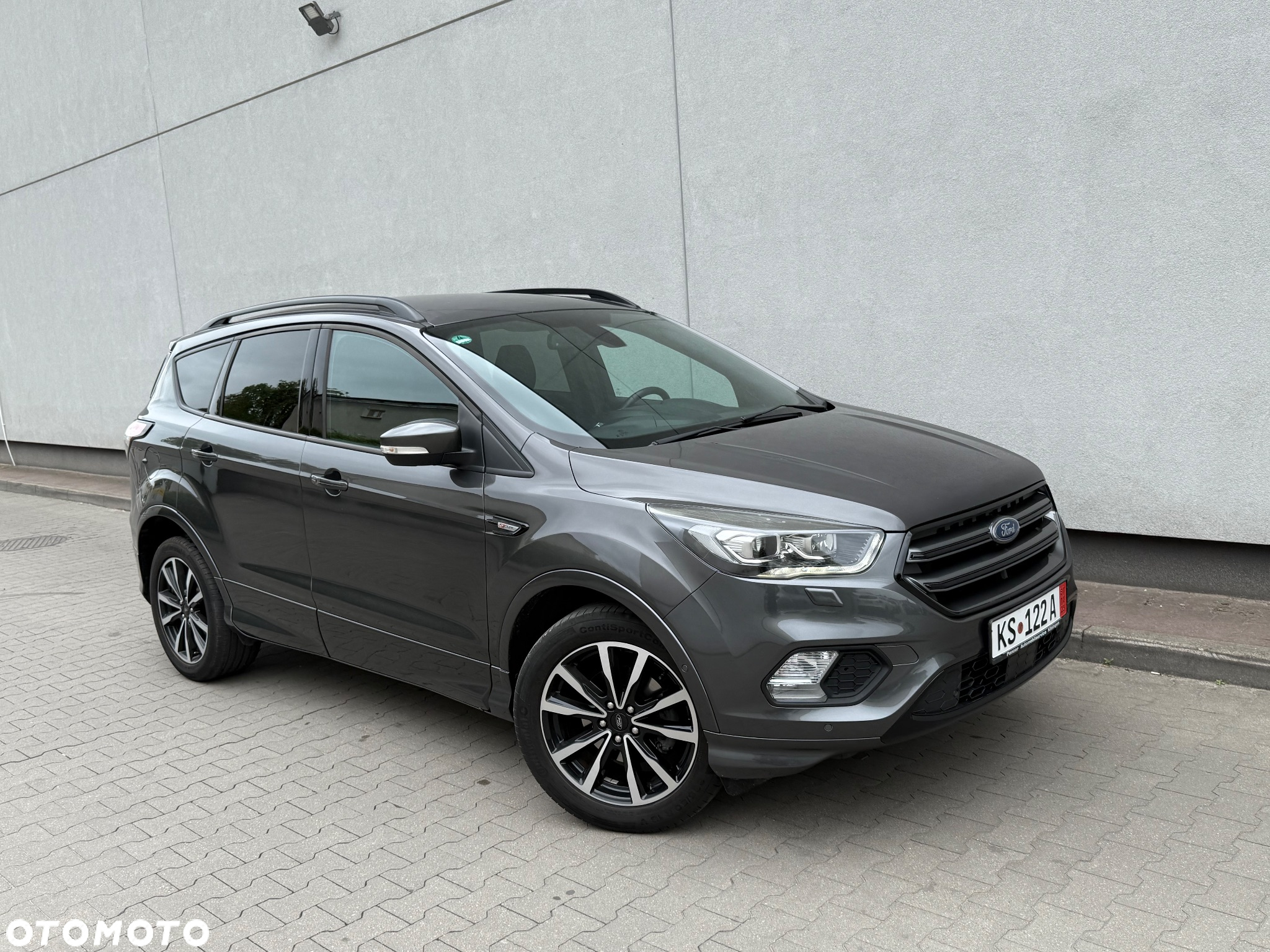 Ford Kuga - 13