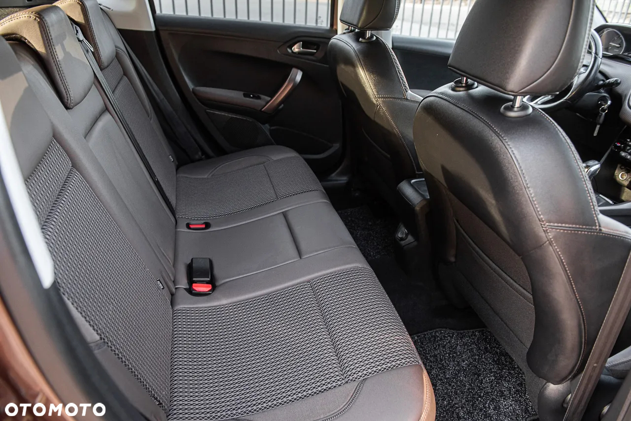 Peugeot 2008 120 VTI Business-Line - 28