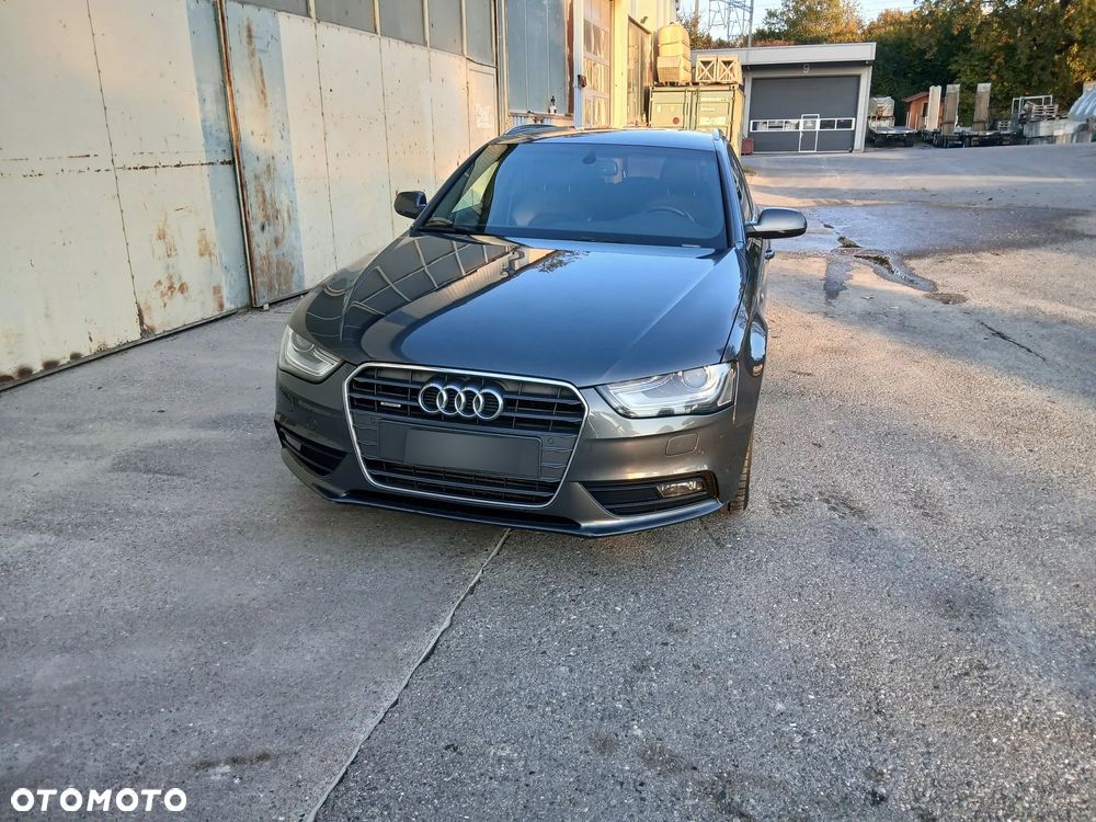 Audi A4 Avant 2.0 TDI DPF quattro S line Sportpaket - 1