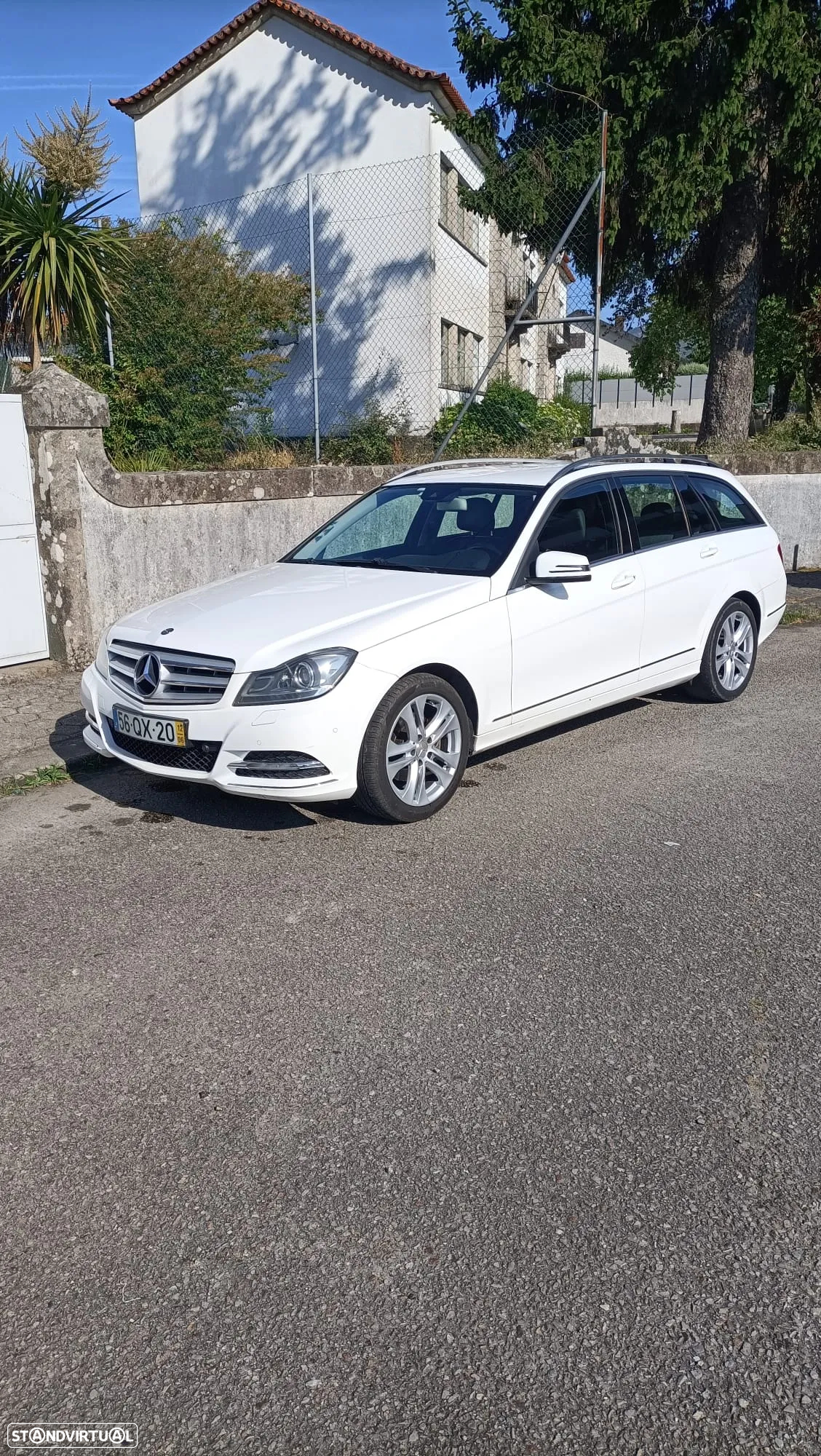 Mercedes-Benz 220 - 3