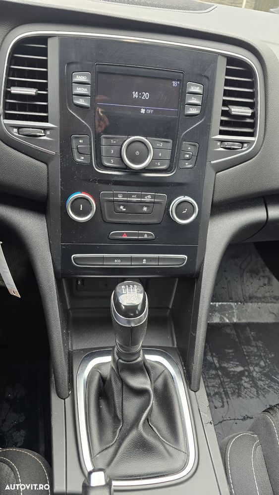 Renault Megane Energy dCi Intens - 9
