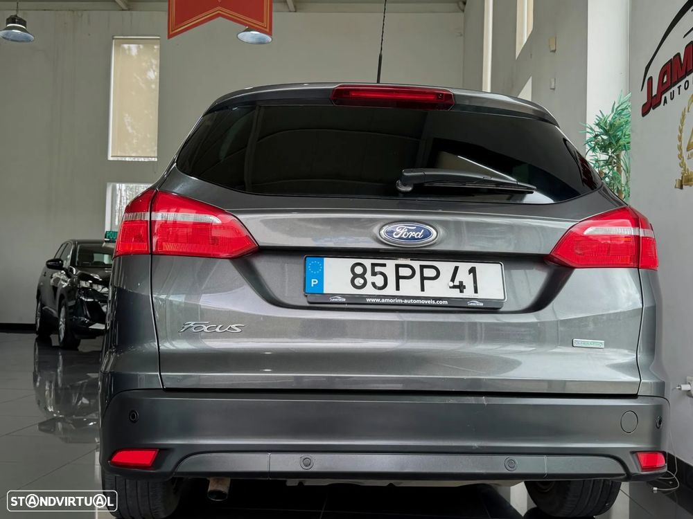 Ford Focus SW 1.0 SCTi Titanium - 5