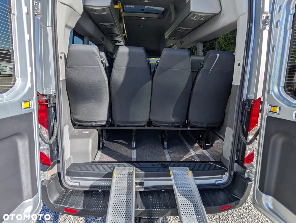 Ford Transit - 8