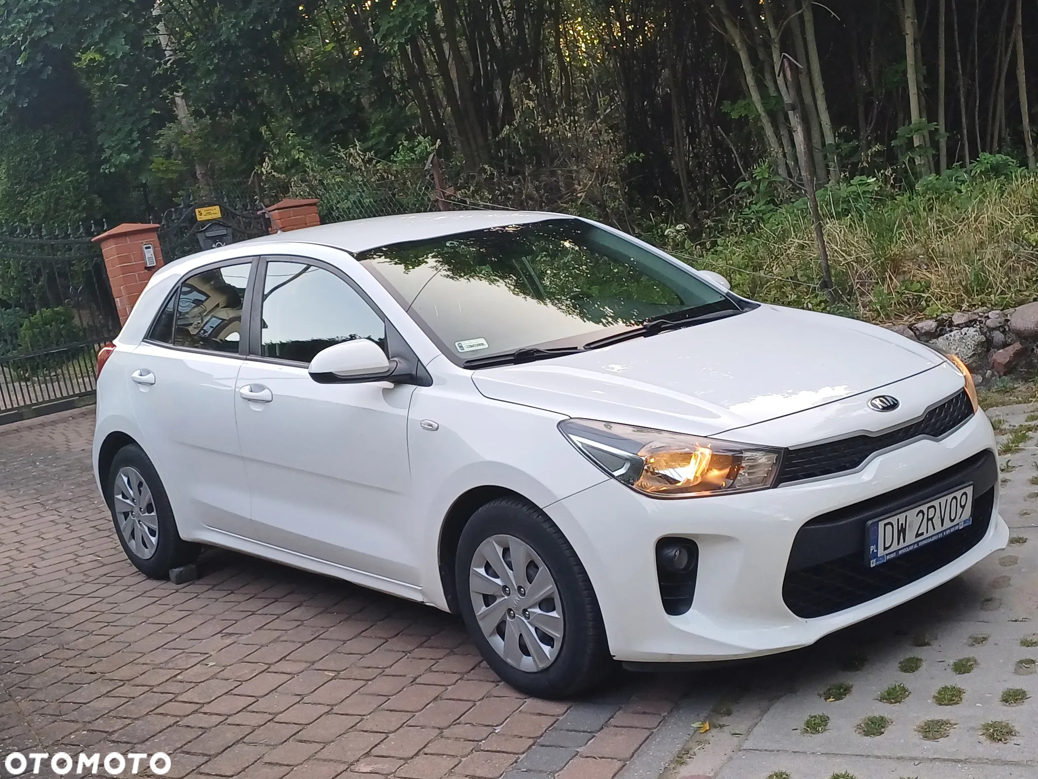 Kia Rio 1.2 M - 7