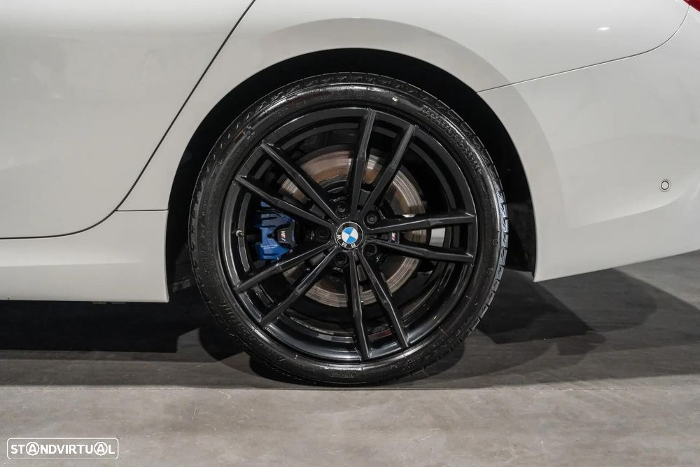 BMW 330 i Aut. M Sport - 31