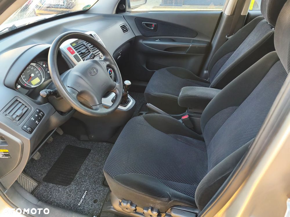 Hyundai Tucson 2.0 4WD GLS - 36