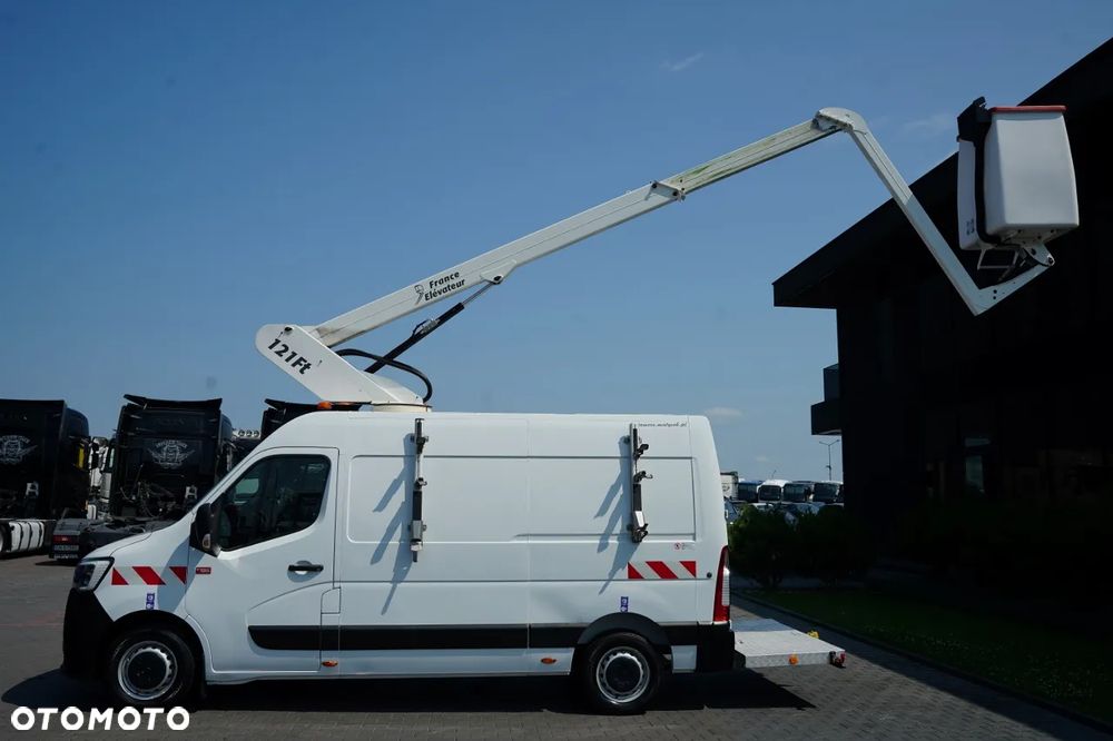 Renault MASTER / ZWYŻKA / BLASZAK / PODNOŚNIK KOSZOWY FRANCE ELAVATEUR 121 Ft - 12 M / MAX UDŹWIG 120 KG / EURO 6 - 4