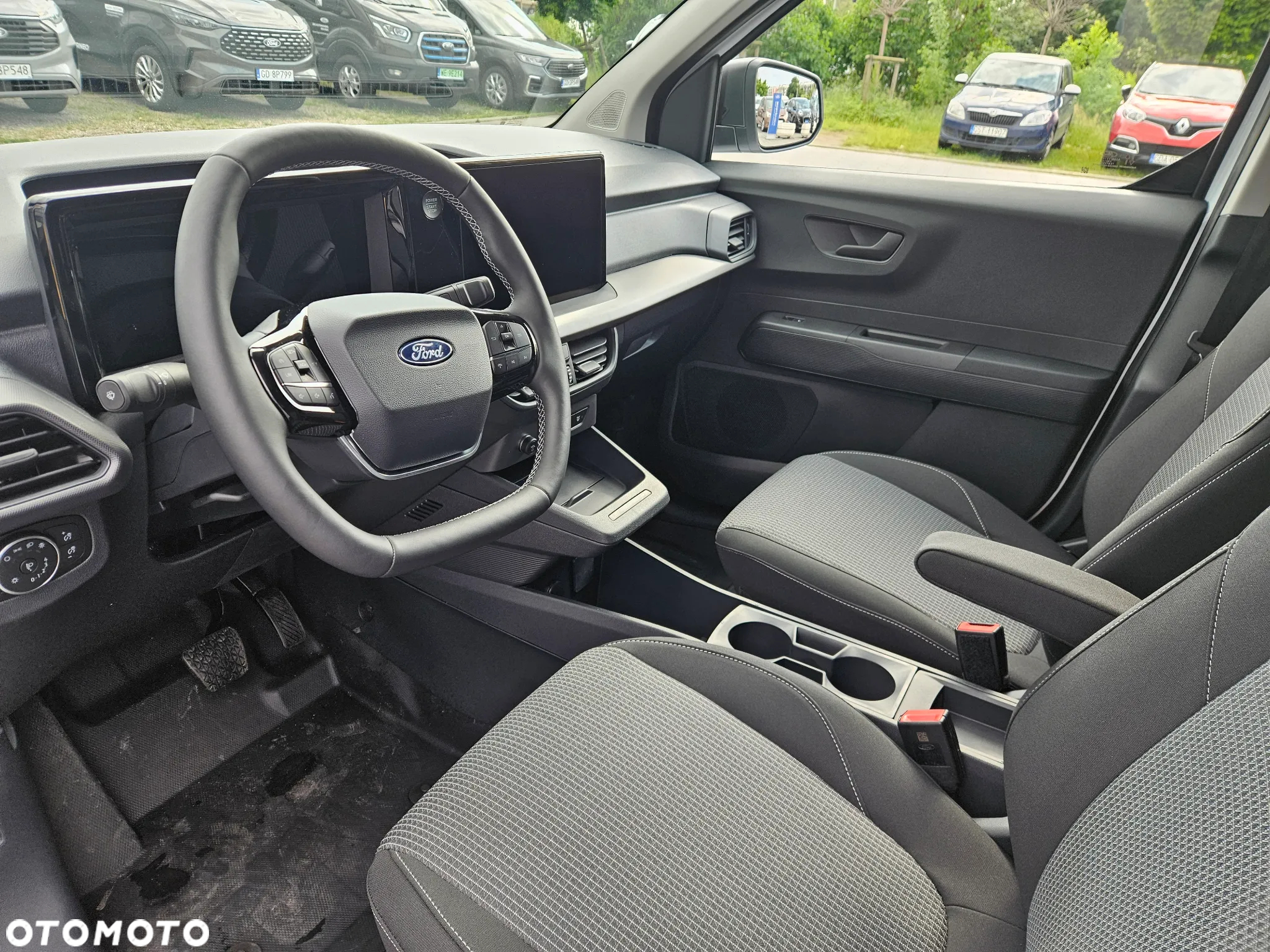 Ford E-Transit Courier - 9