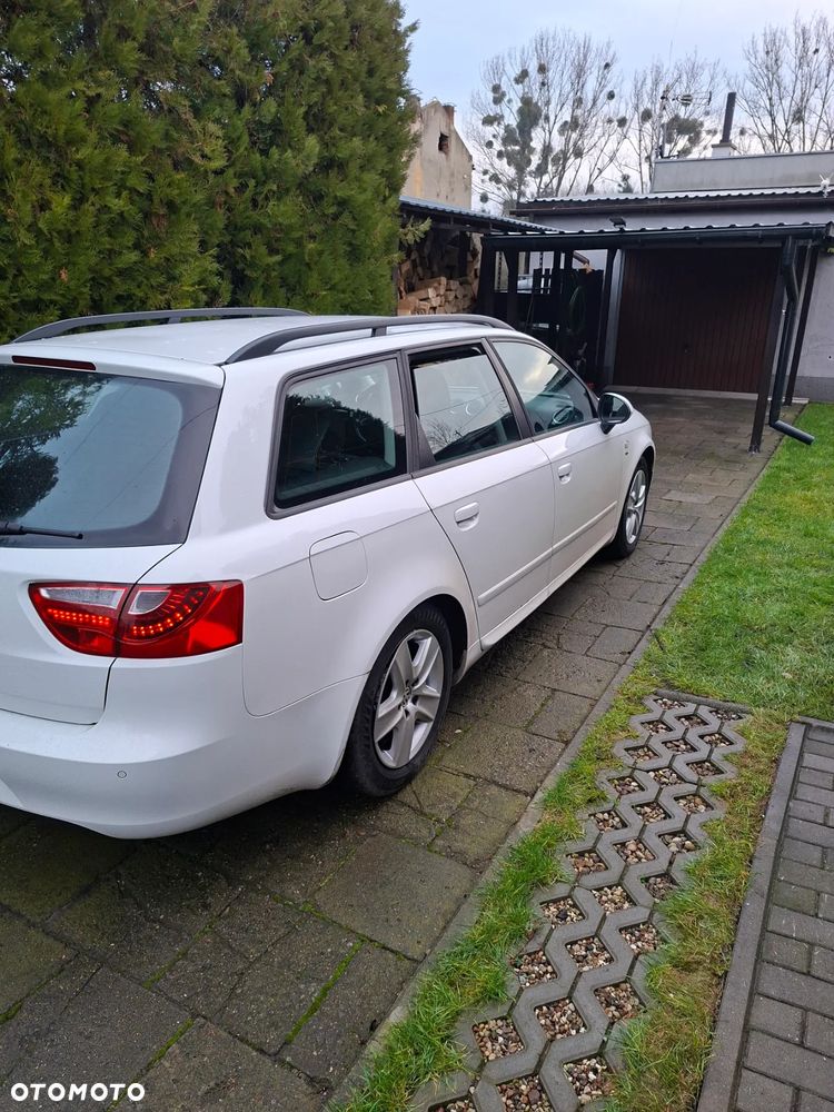 Seat Exeo 2.0 TDI DPF Sport - 3