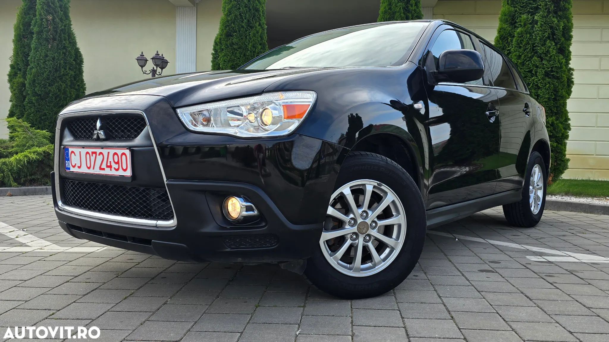 Mitsubishi ASX 1.8 DI-D 2WD Instyle - 1