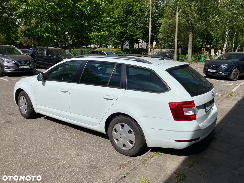 Skoda Octavia 1.6 TDI Drive - 16