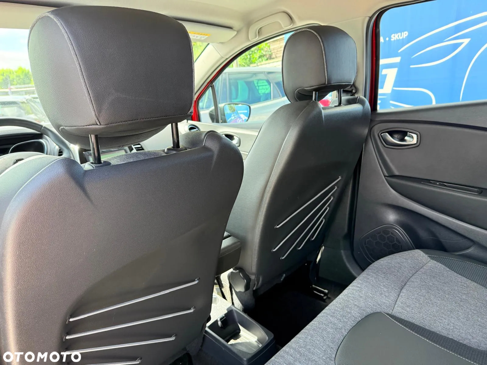 Renault Captur 1.2 Energy TCe Intens - 14